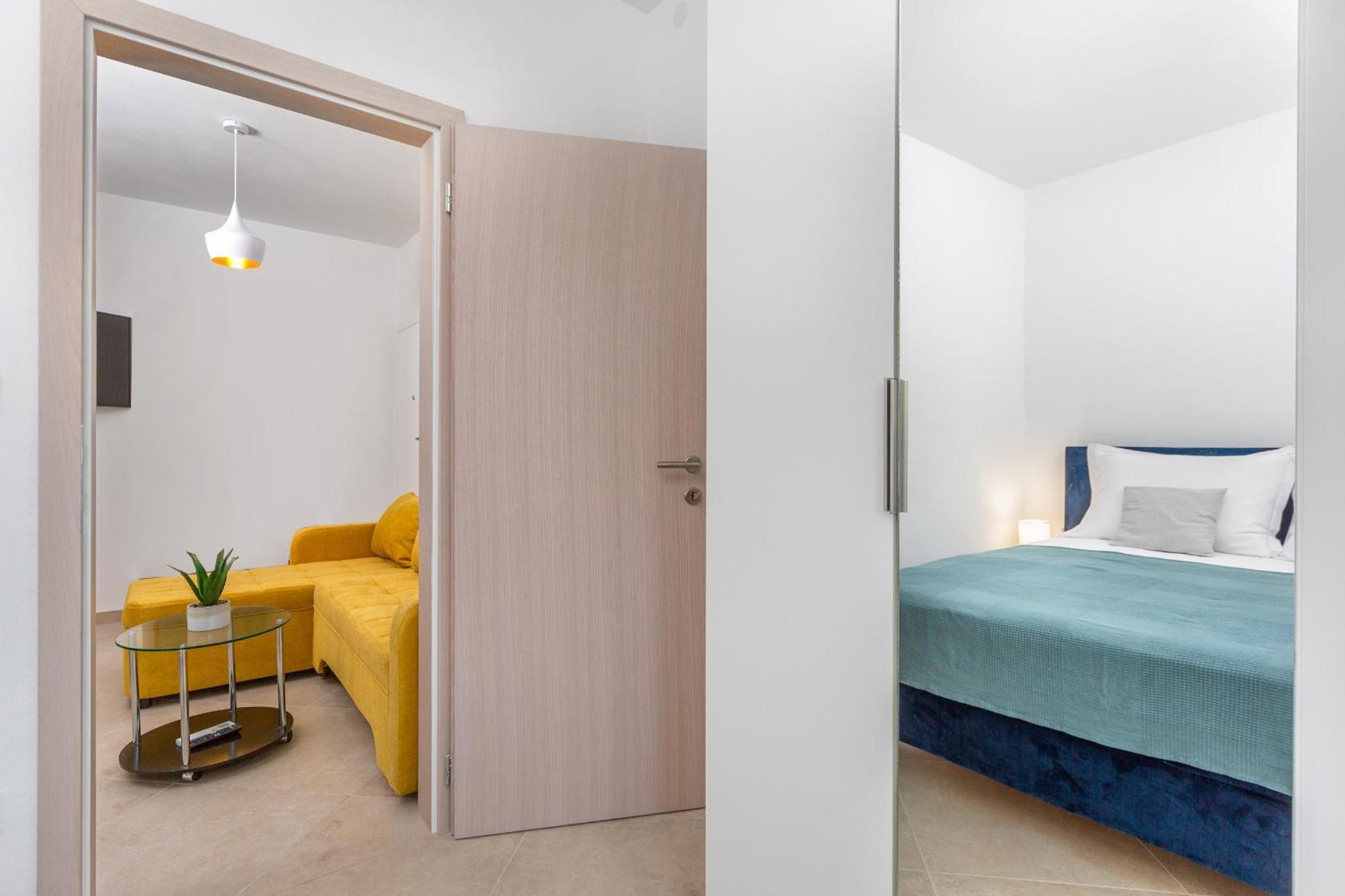 Divine Apartments บัชกา ภายนอก รูปภาพ